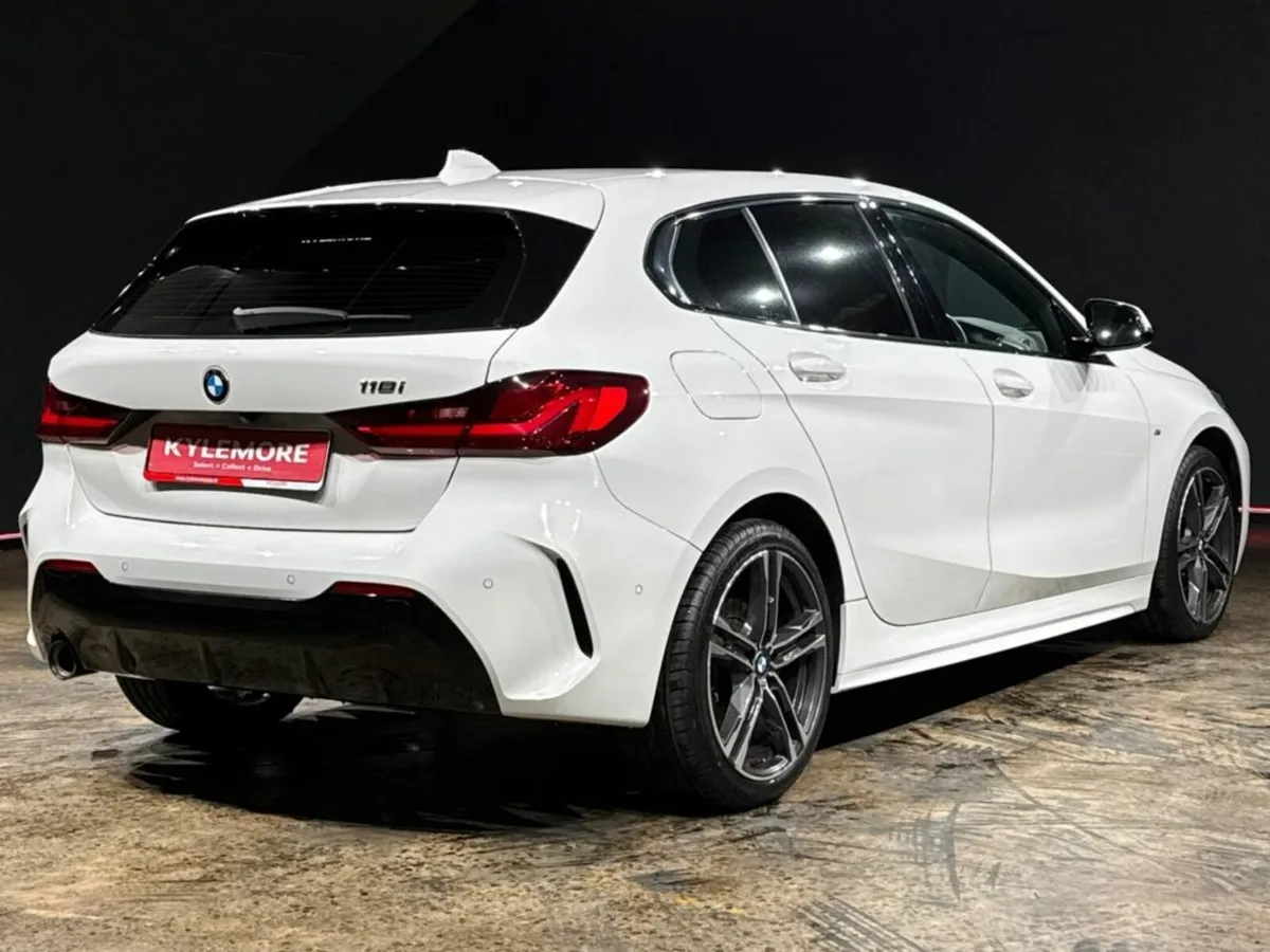 BMW 1-Series 1.5 AUTOMATIC - M SPORT - HALF LEATHE - Image 4