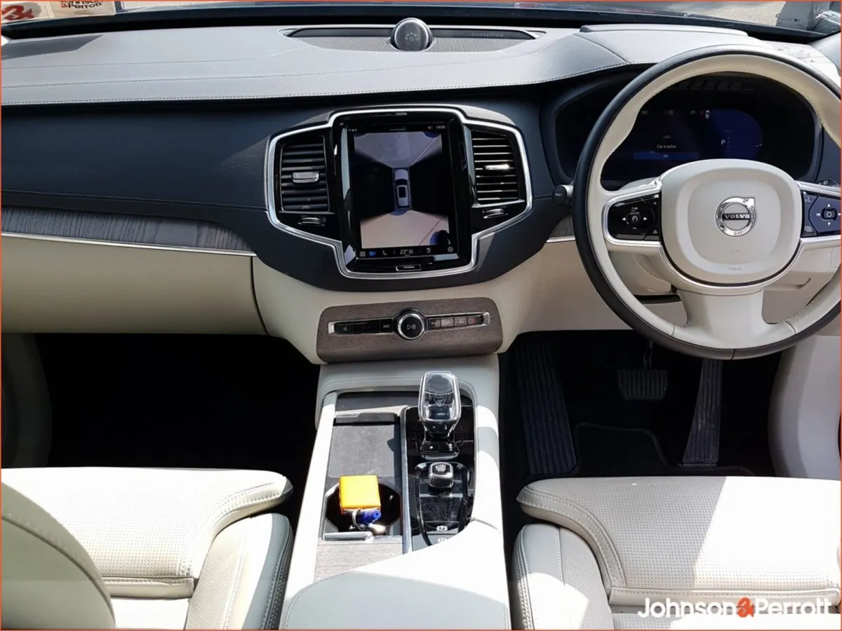 Volvo XC90 T8 455hp Ultimate Dark - Image 2