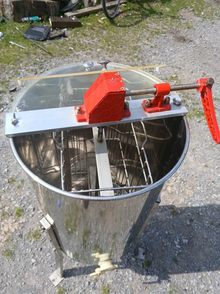 Honey extractor - Image 3