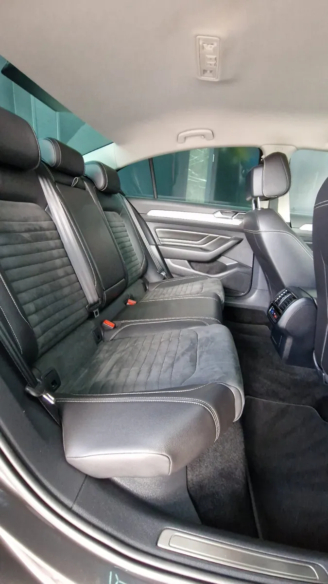 VOLKWAGEN PASSAT 2.0 TDI 150HP ELEGANCE - Image 2