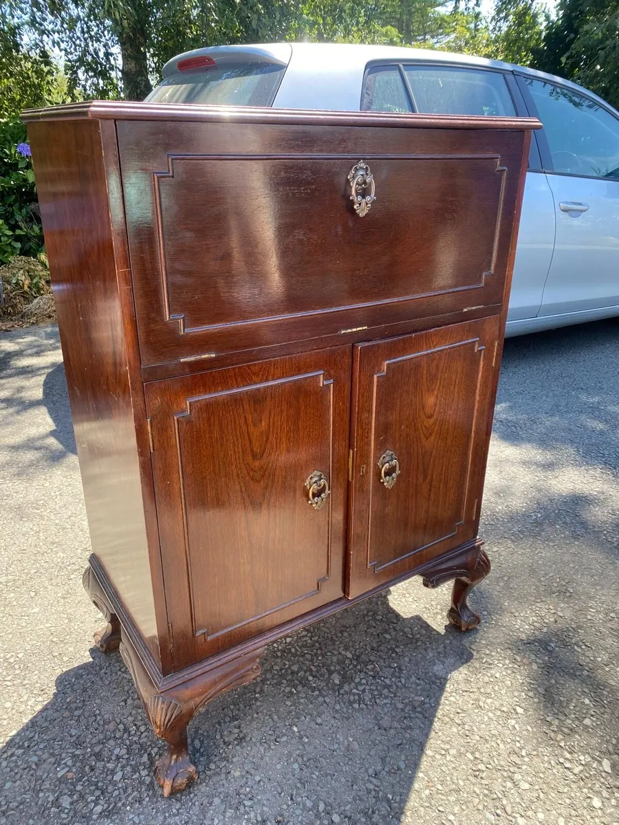 Cabinets - Image 2