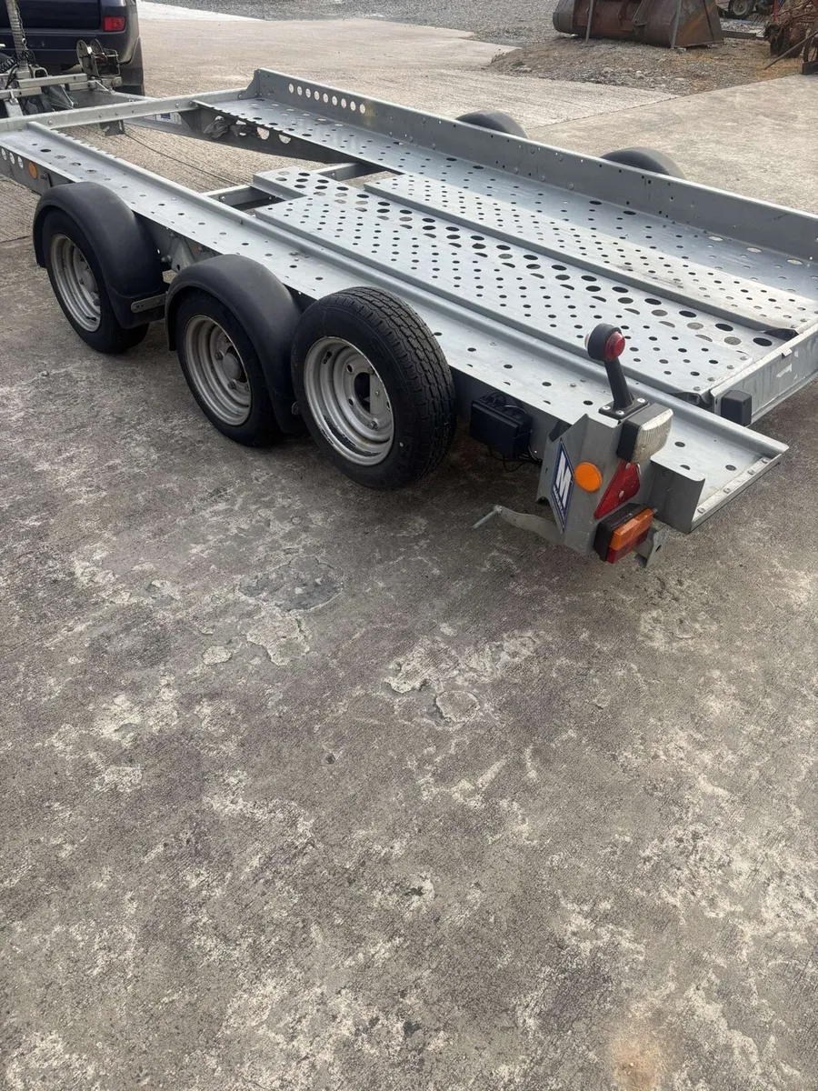 Car transporter - Image 2