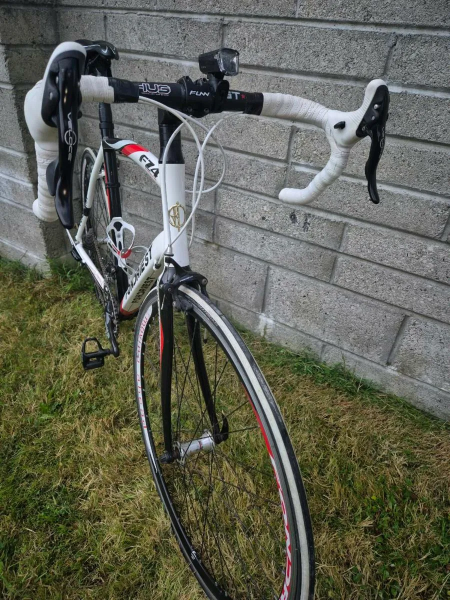 Road bike - Image 2