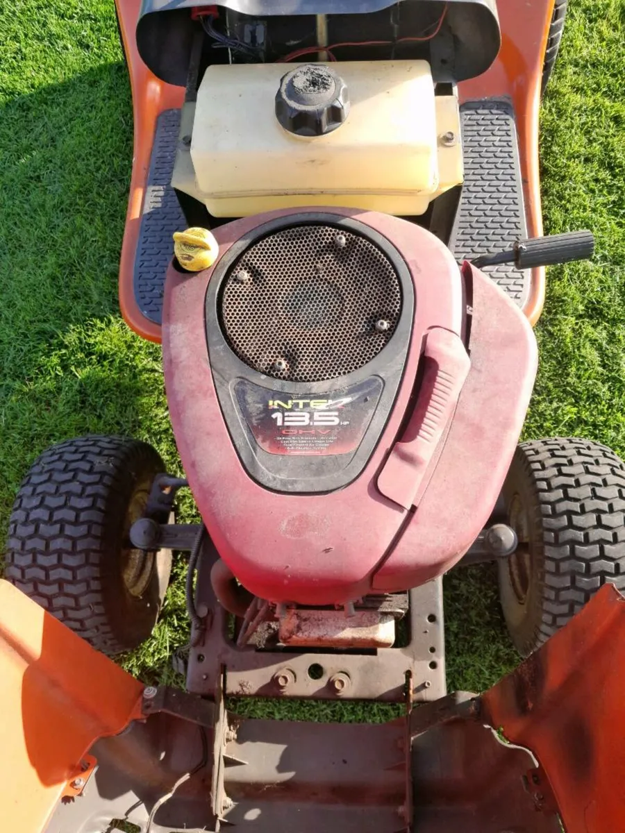 Husqvarna ride on - Image 3
