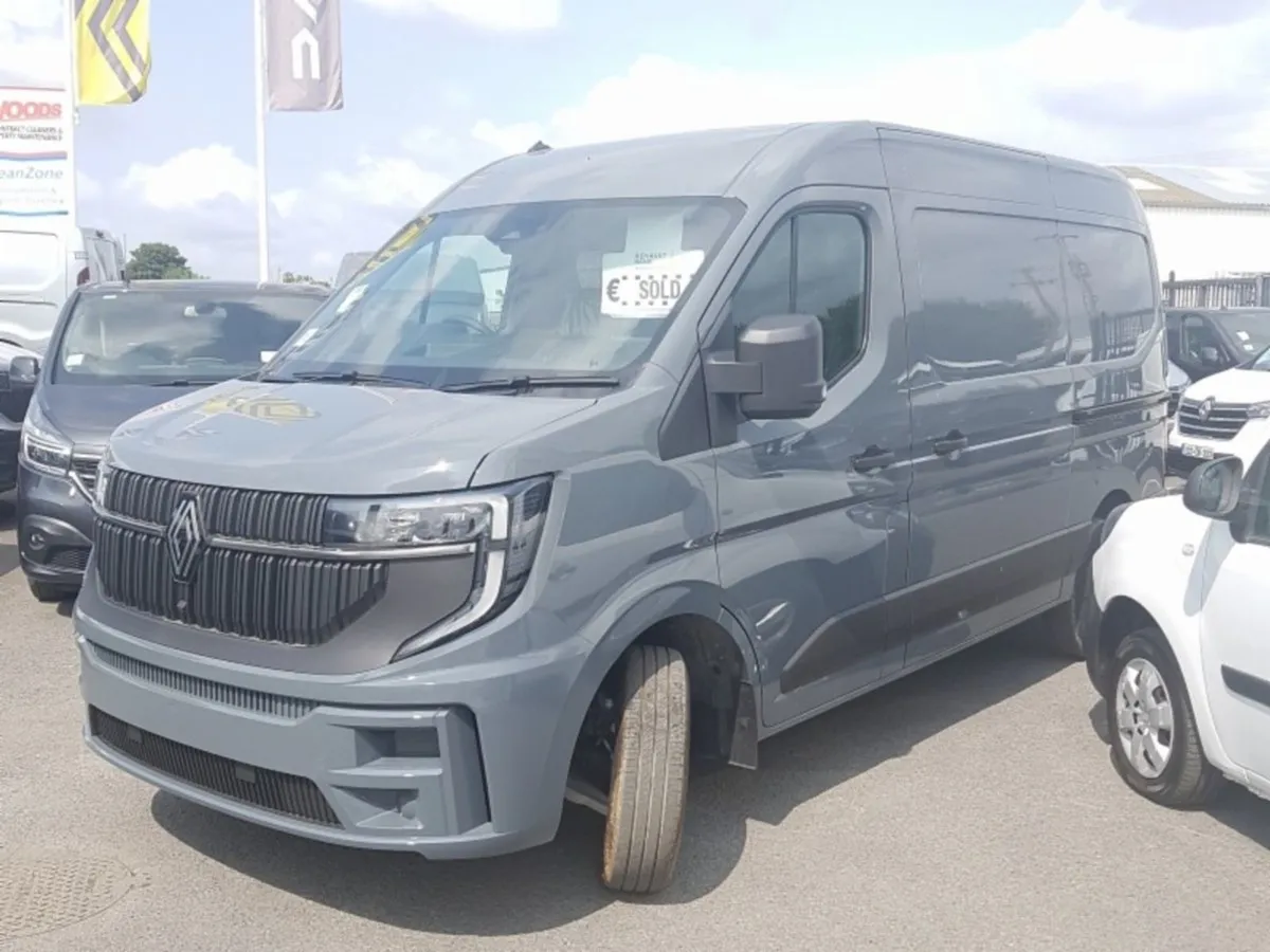 Renault Master JPS MWB - Image 2