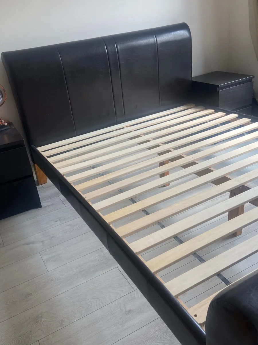 Sleigh Bed - Image 2