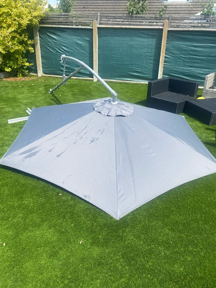 Garden Umbrella - Image 1