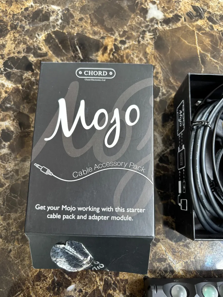 Chord Mojo Headphone Amp/DAC - Image 2