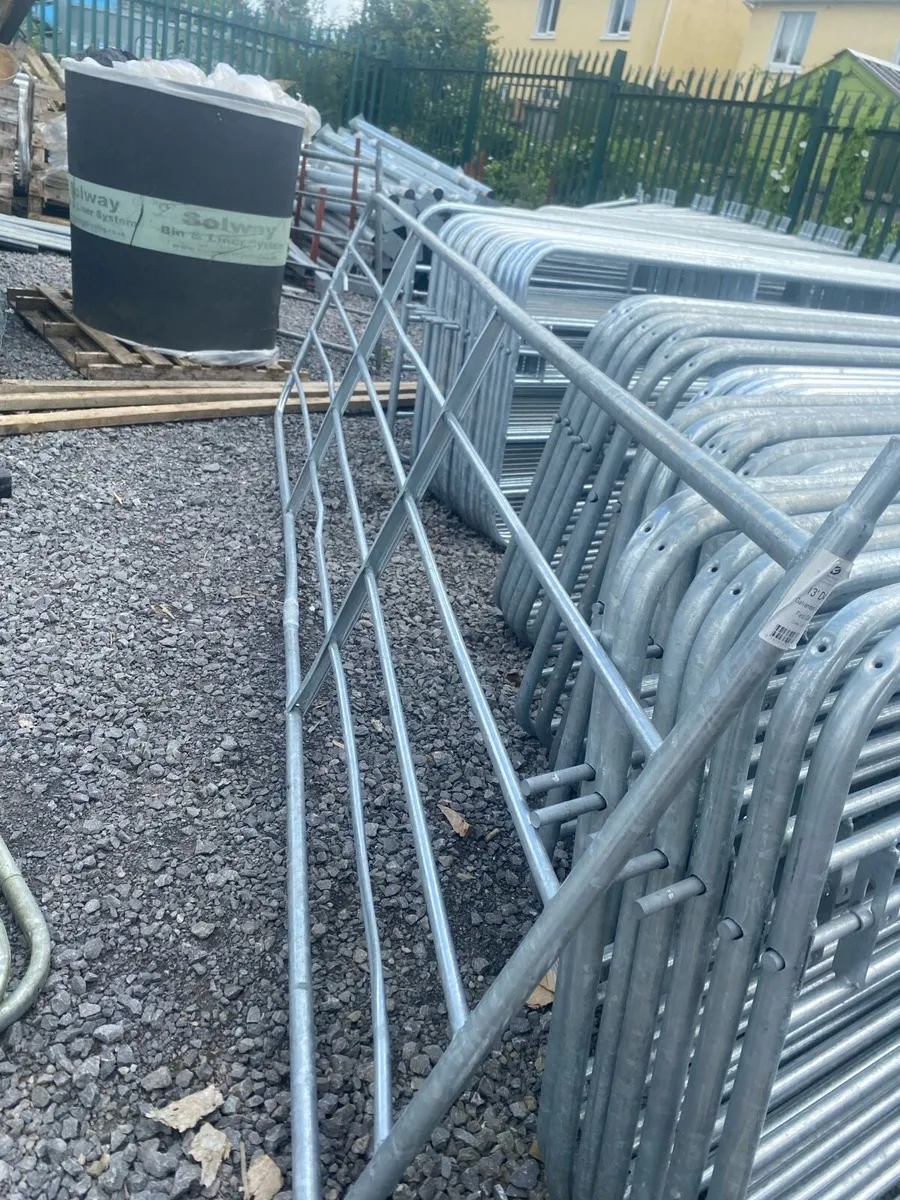 Gates (Bargains Half price) - Image 3