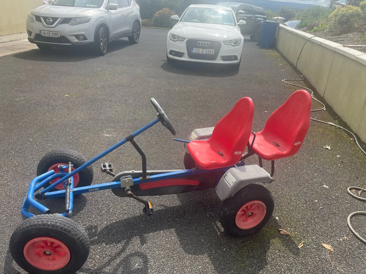 Double go kart