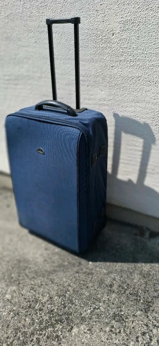 20kg luggage case's good condition - Image 2