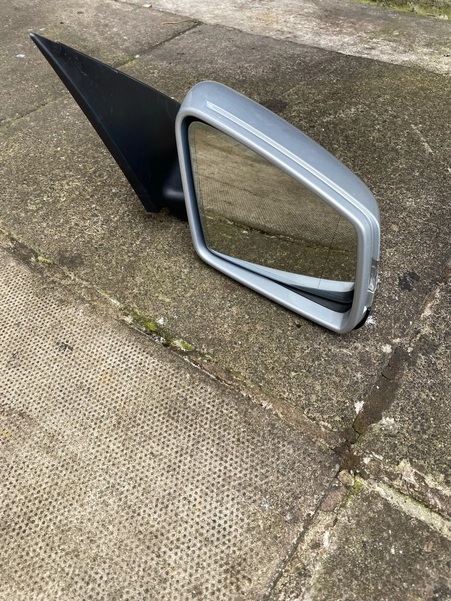 Mercedes c class 2007-2014 - Image 1