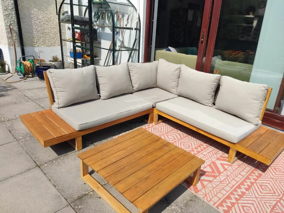 Corner Sofa for Garden - Image 1