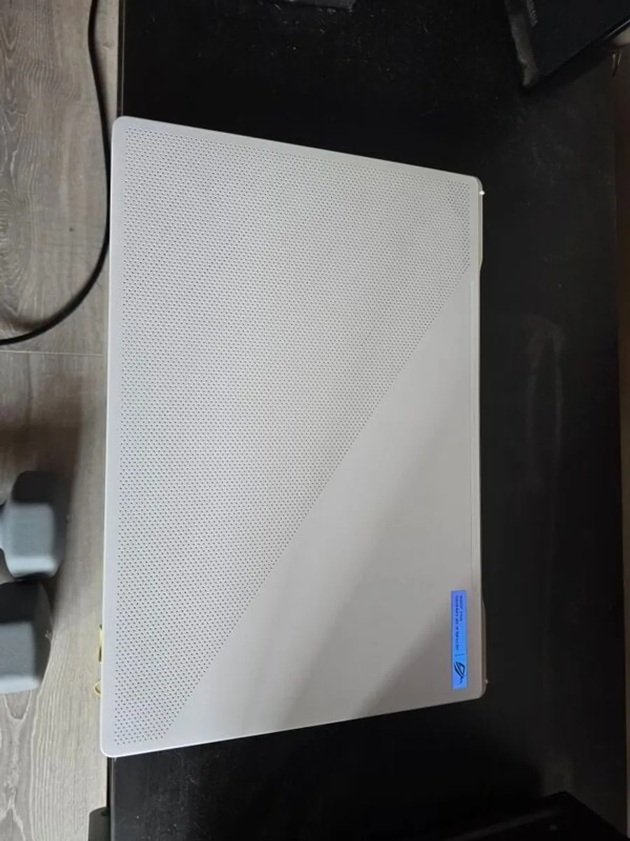 Asus ROG Zephyrus G15 RTX 3080 - Image 1