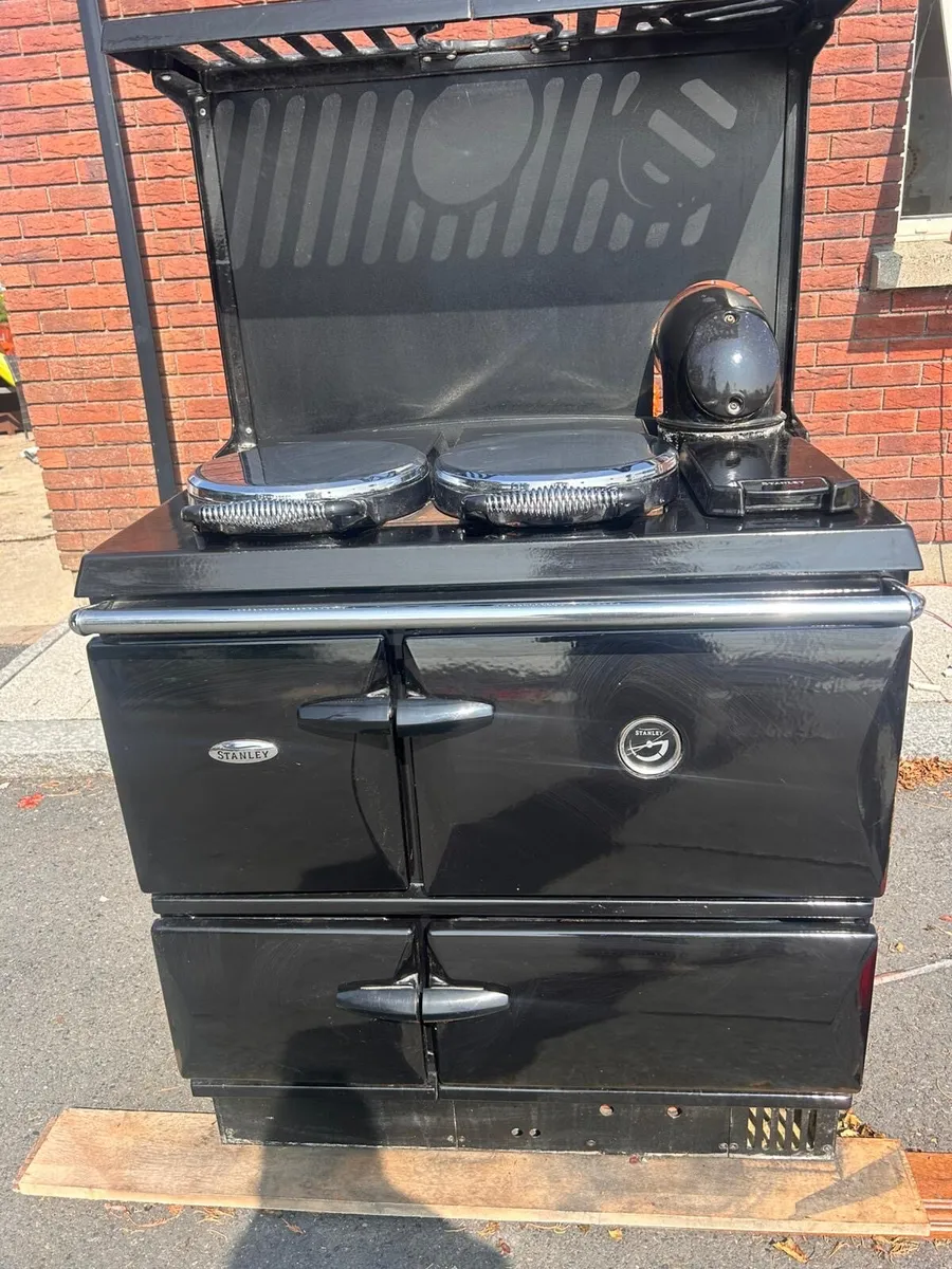 Stanley Oil Cooker- Rarely used - Image 2