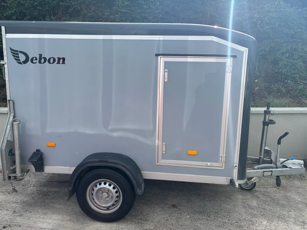 Debon Trailor - Image 2