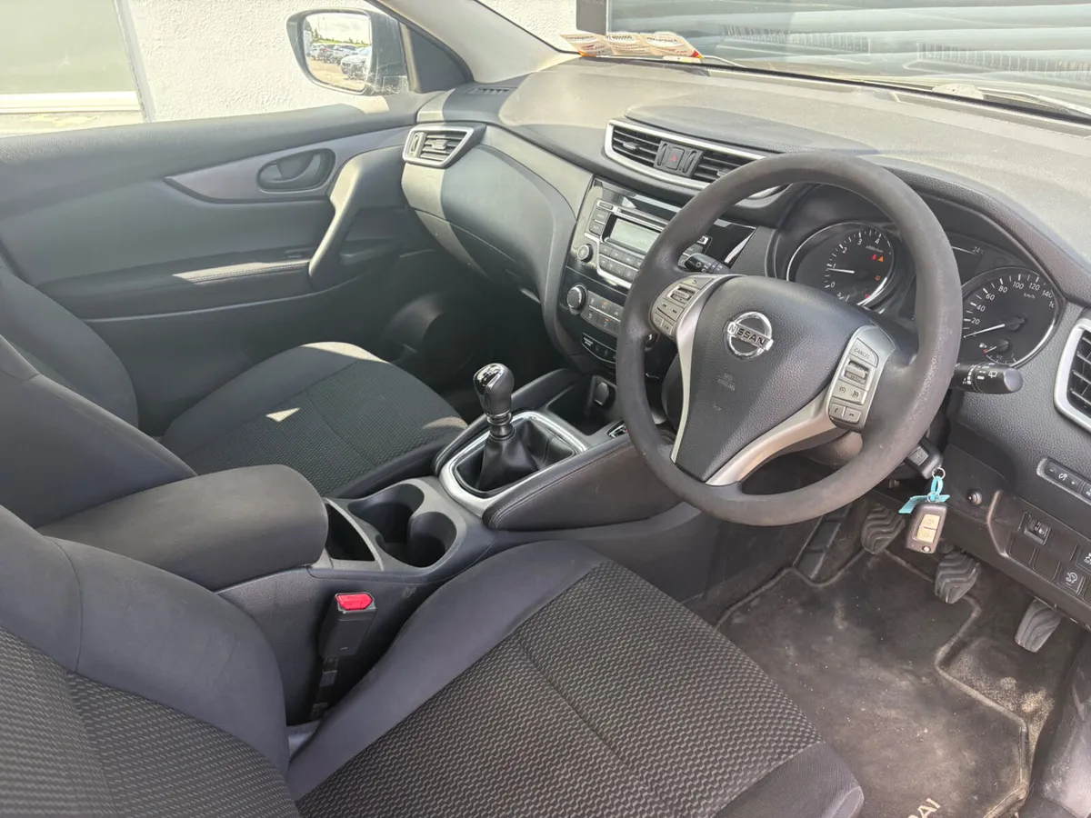 2015 Nissan Qashqai 1.2 - Image 2