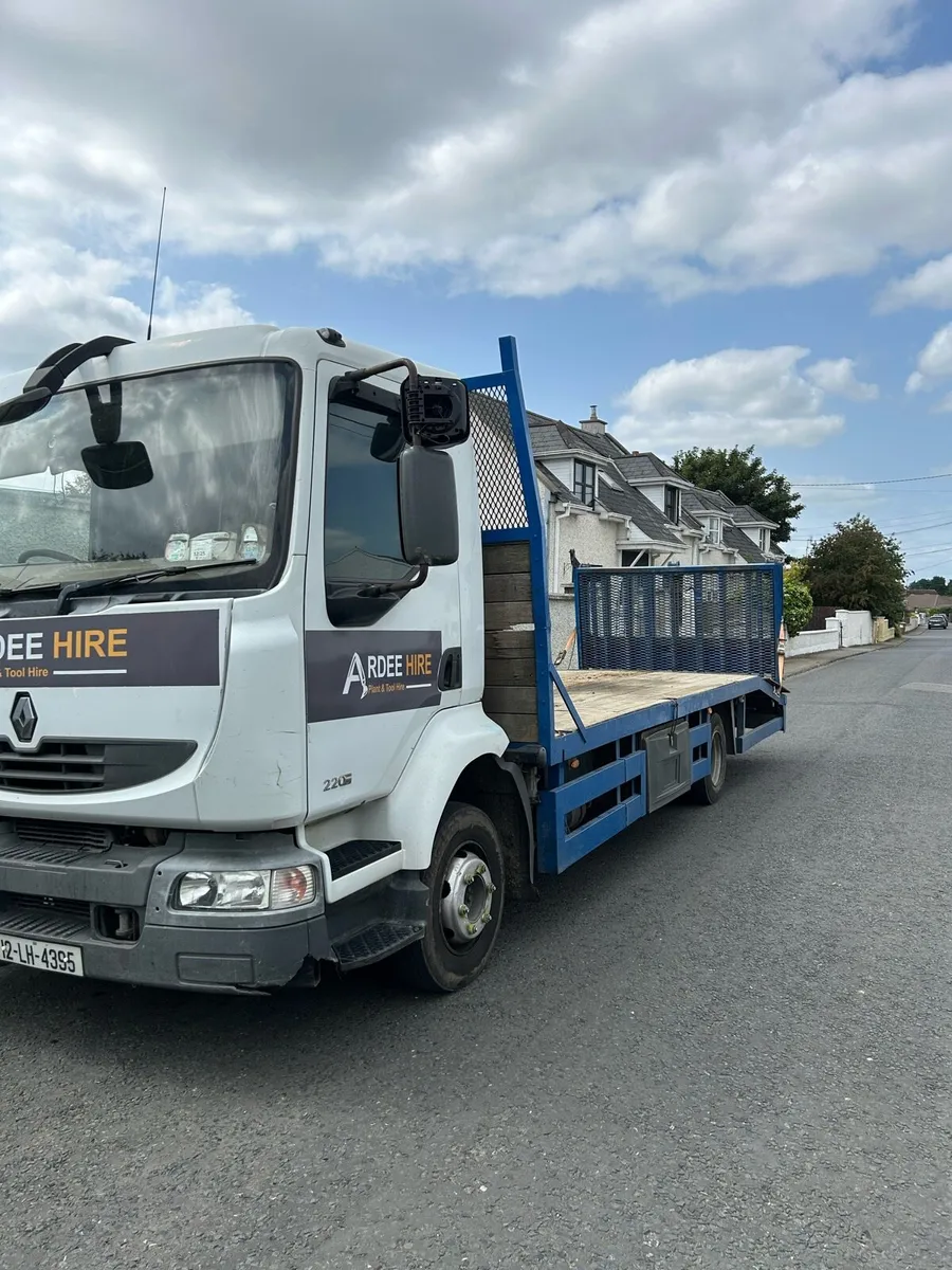 Renault Midlum beavertail*please read add* - Image 1