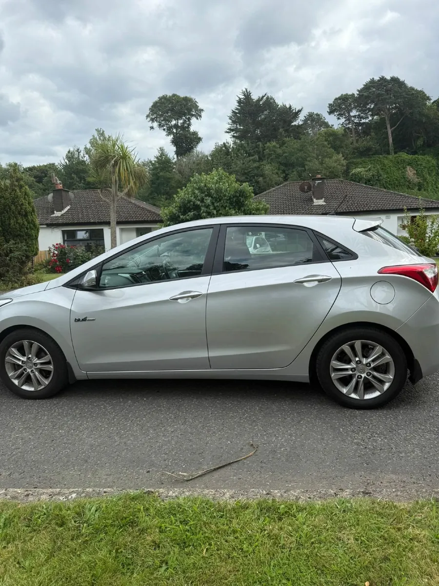 Hyundai i30 2013 - Image 2