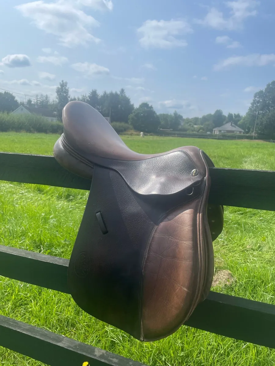 Tack for sale - Image 1