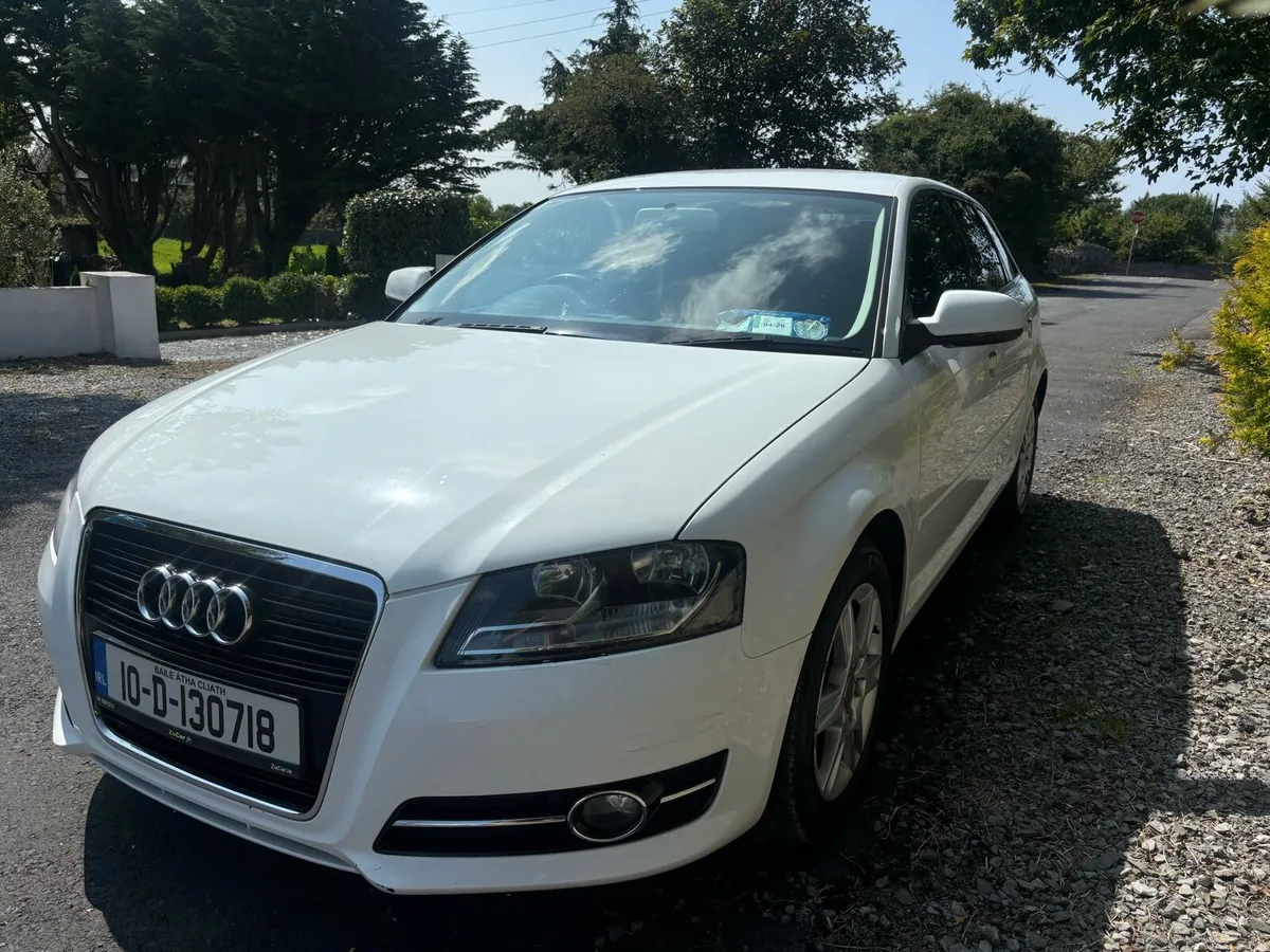 10 AUDI A3 AUTOMATIC LOW KMS - Image 3