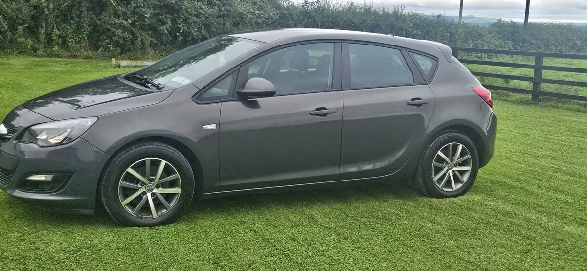 Vauxhall Astra - Image 2