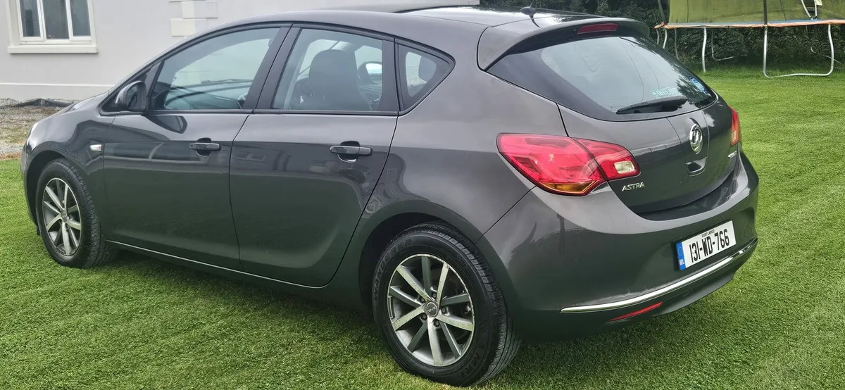 Vauxhall Astra - Image 3