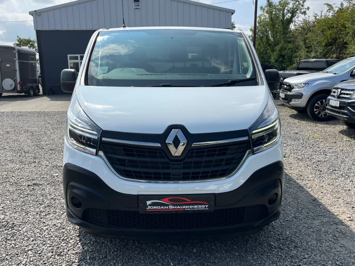 2019 RENAULT TRAFIC SWB 52K KLMS *NO VAT* - Image 2