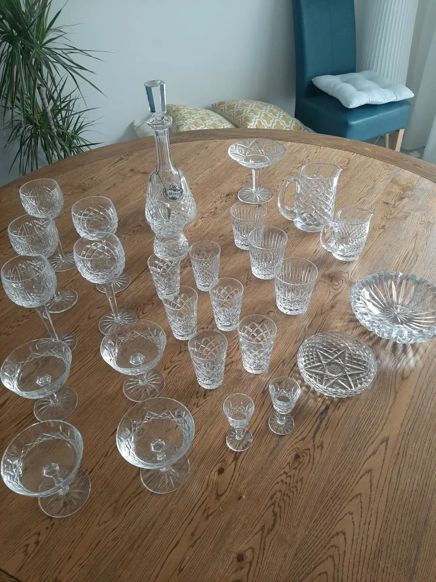 Cut glass - Image 1