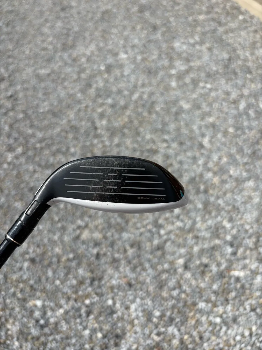 Taylormade Sim max rescue 19 degrees - Image 2