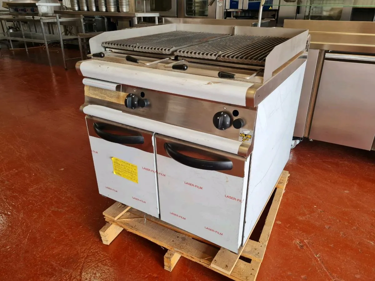 Brand New Olis 800mm Chargrill Natural Gas - Image 1