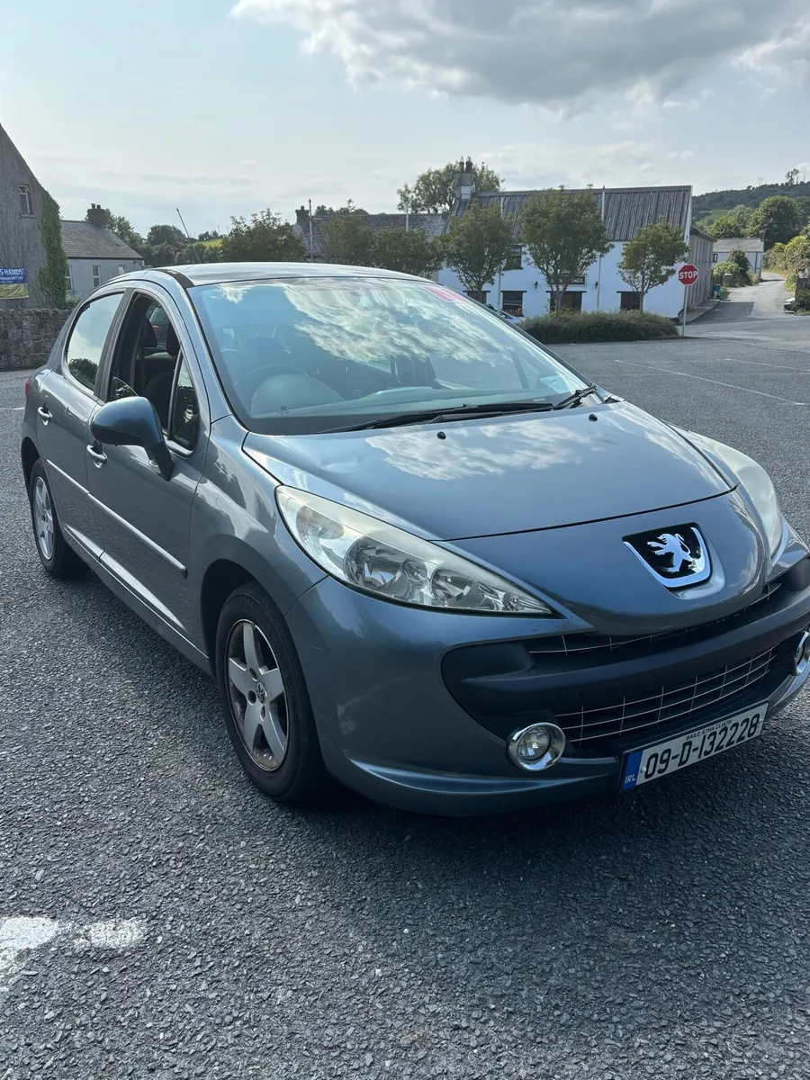 09 Peugeot 207 - Image 2