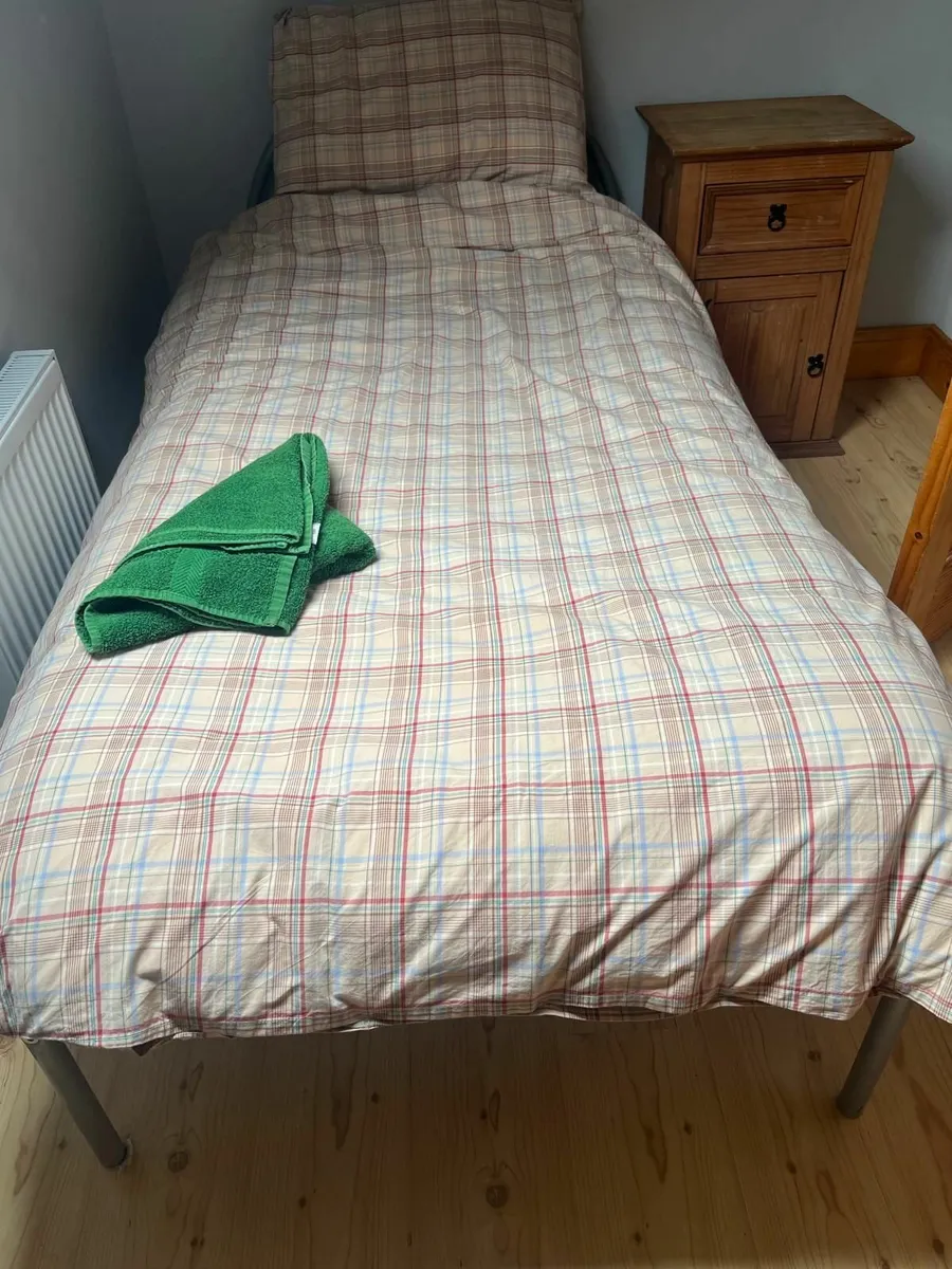 Beds for Sale (5 no.) Gweedore - Image 3