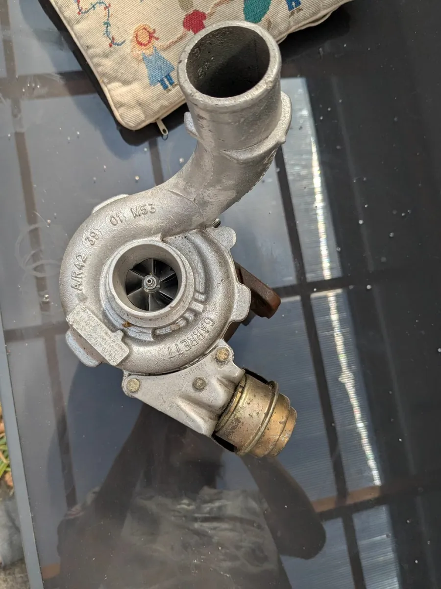 Various Car Parts - Image 1