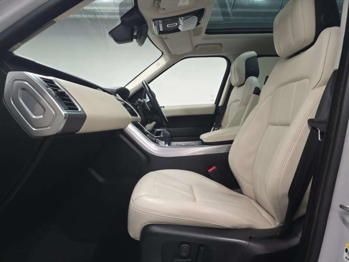 Land Rover Range Rover Sport Estate HSE Dynamic - Image 3