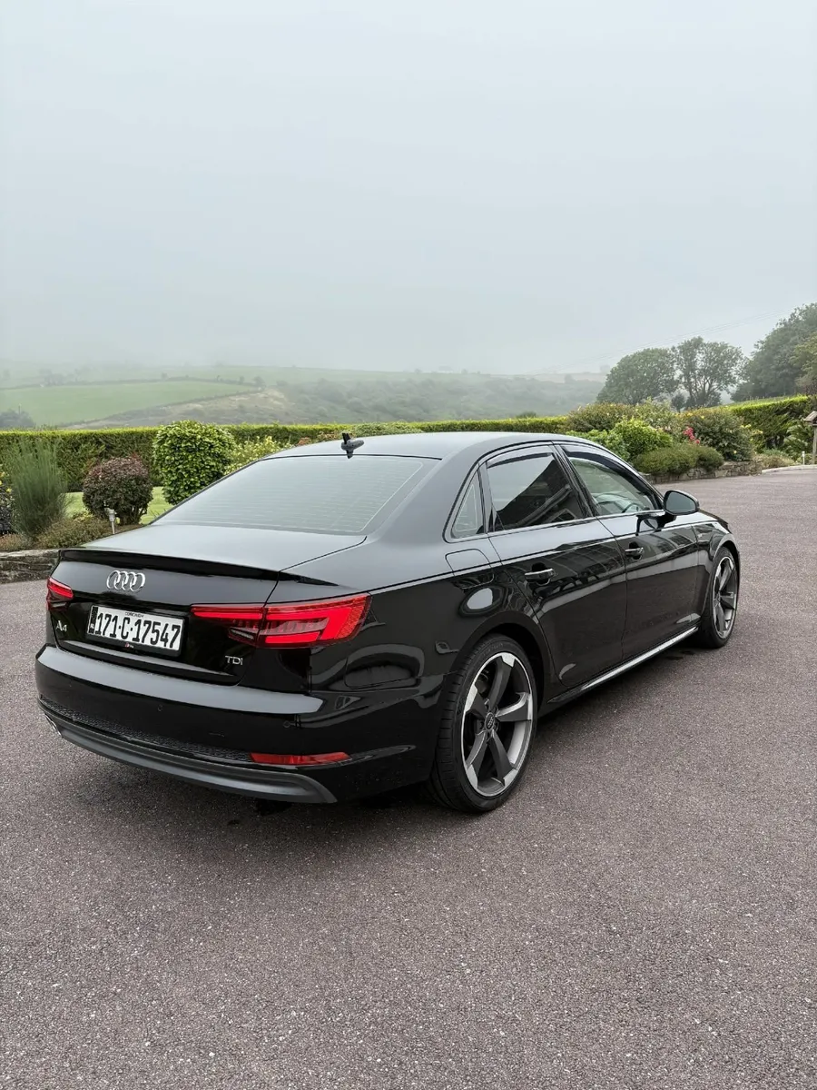 2017 Audi A4 - S-Line Black Edition - Image 4