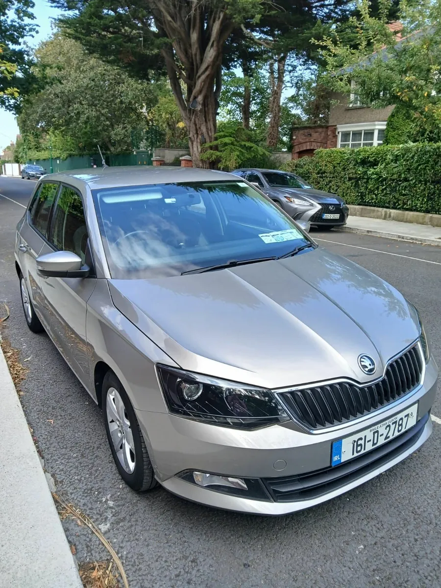 SKODA FABIA AUTOMATIC AMBITION 1.2 TSI 110HP 4DR - Image 2