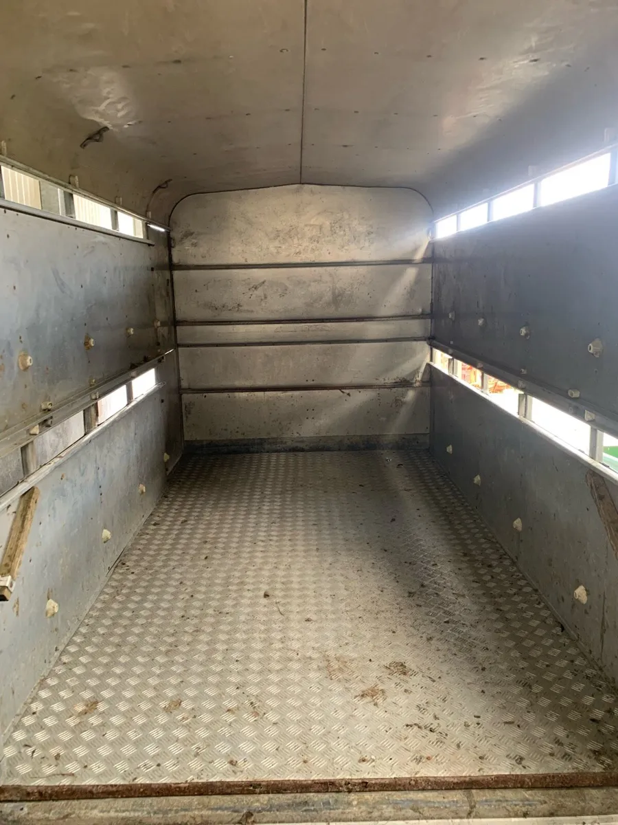 Cattle trailer - Image 4