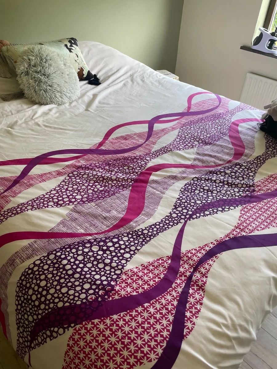 Purple Bedroom Set - Image 3