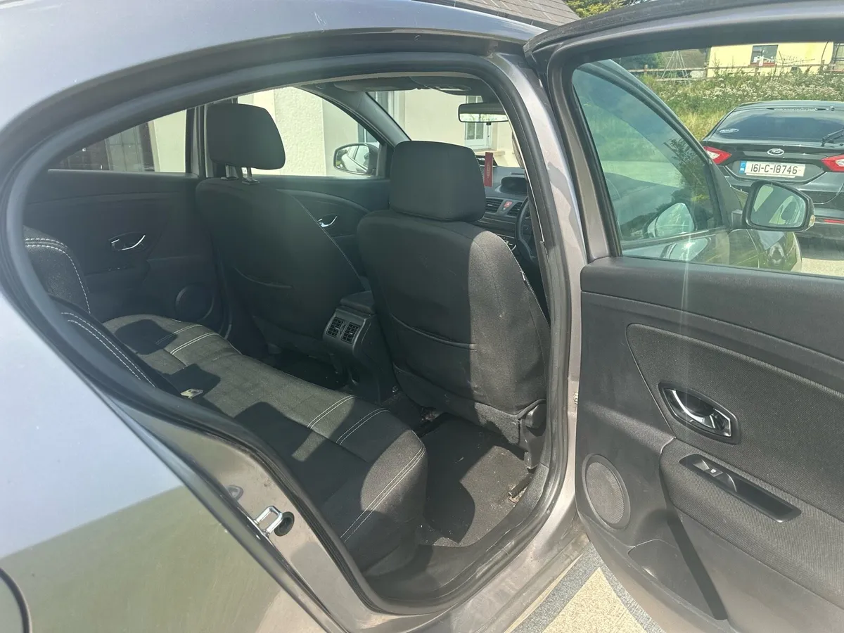 Renault FLUENCE - Image 3
