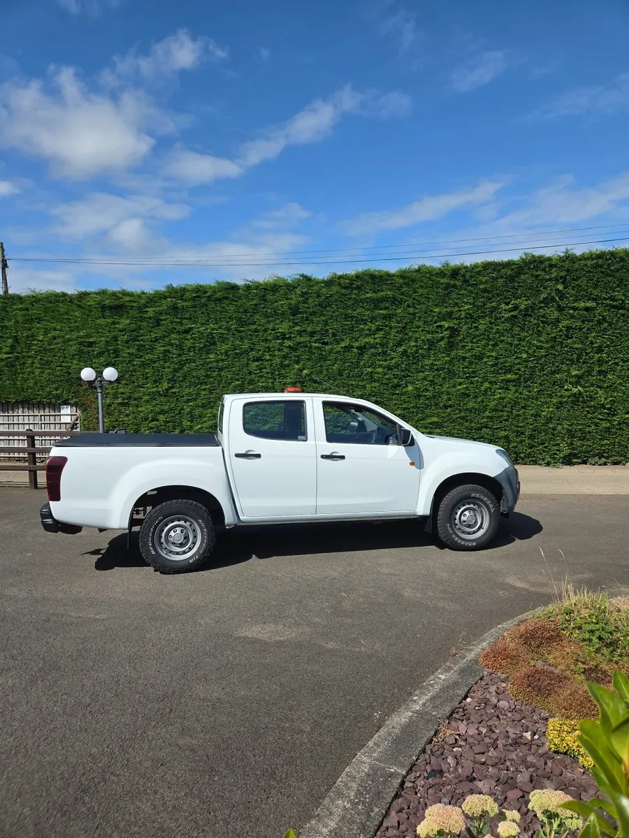 Isuzu D-Max 2015 - Image 4