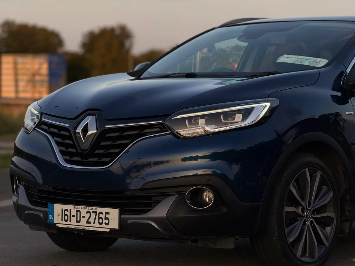 Renault Kadjar DEPOSIT TAKEN - Image 2
