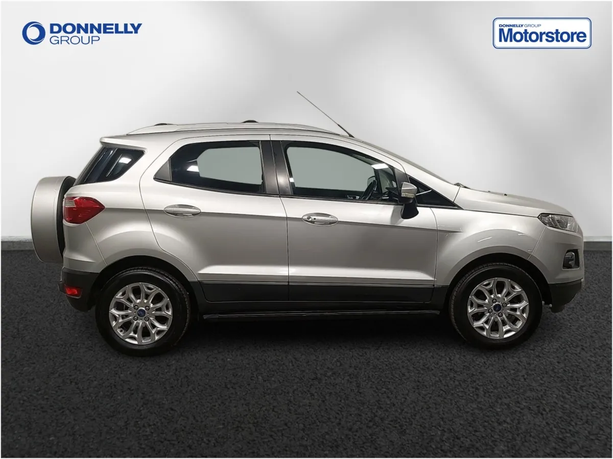 Ford EcoSport Diesel Hatchback Titanium - Image 3
