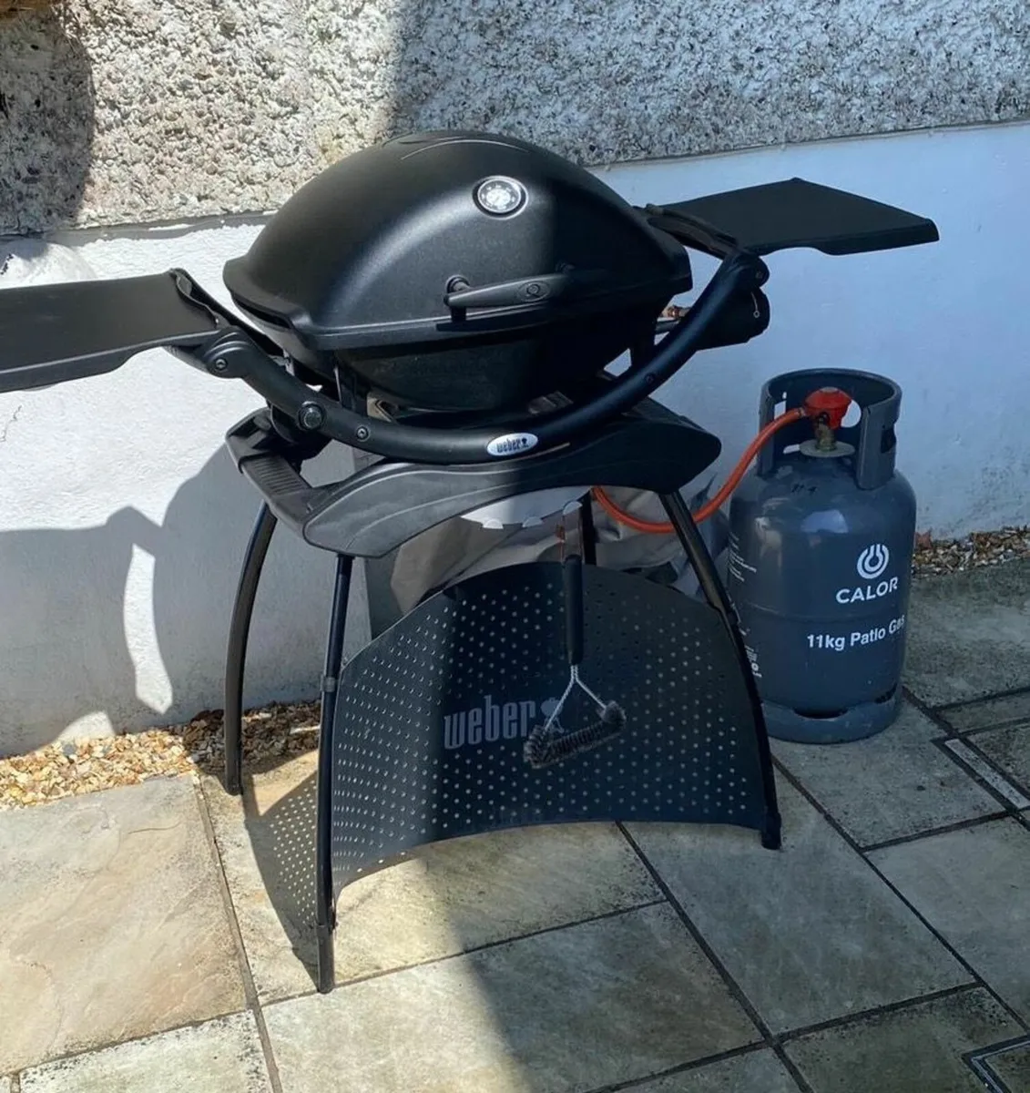 Weber gas BBQ - Image 1