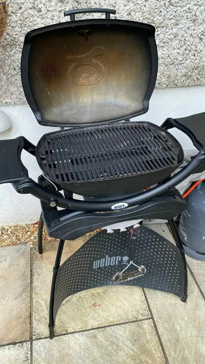 Weber gas BBQ - Image 2