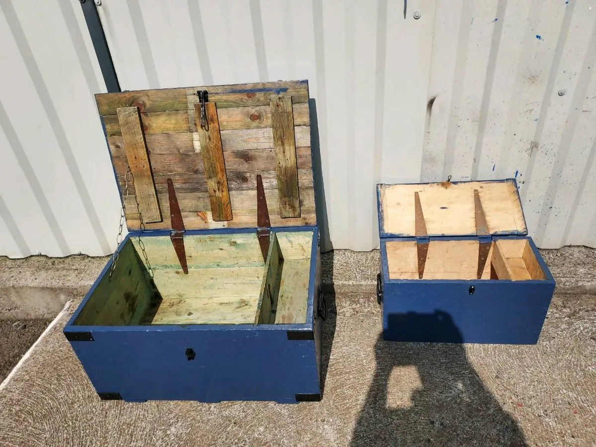 Vintage wooden chests - Image 3