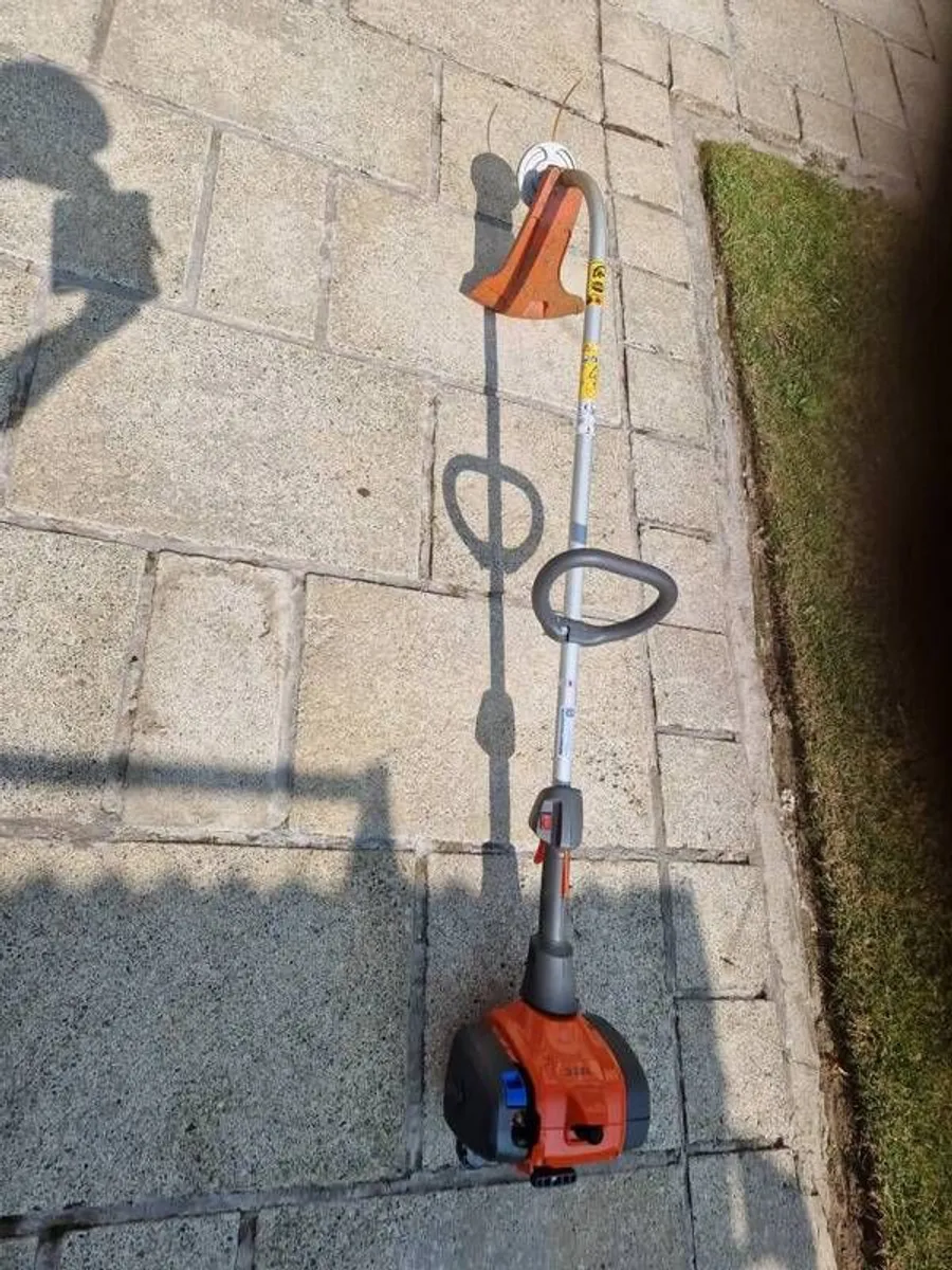 husqvarna petrol strimmer - Image 1