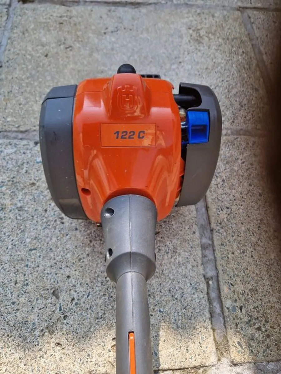 husqvarna petrol strimmer - Image 3
