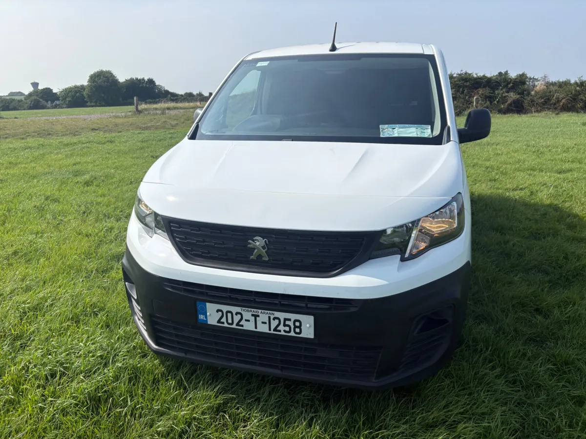 2020 Peugeot Partner **NO VAT** - Image 3
