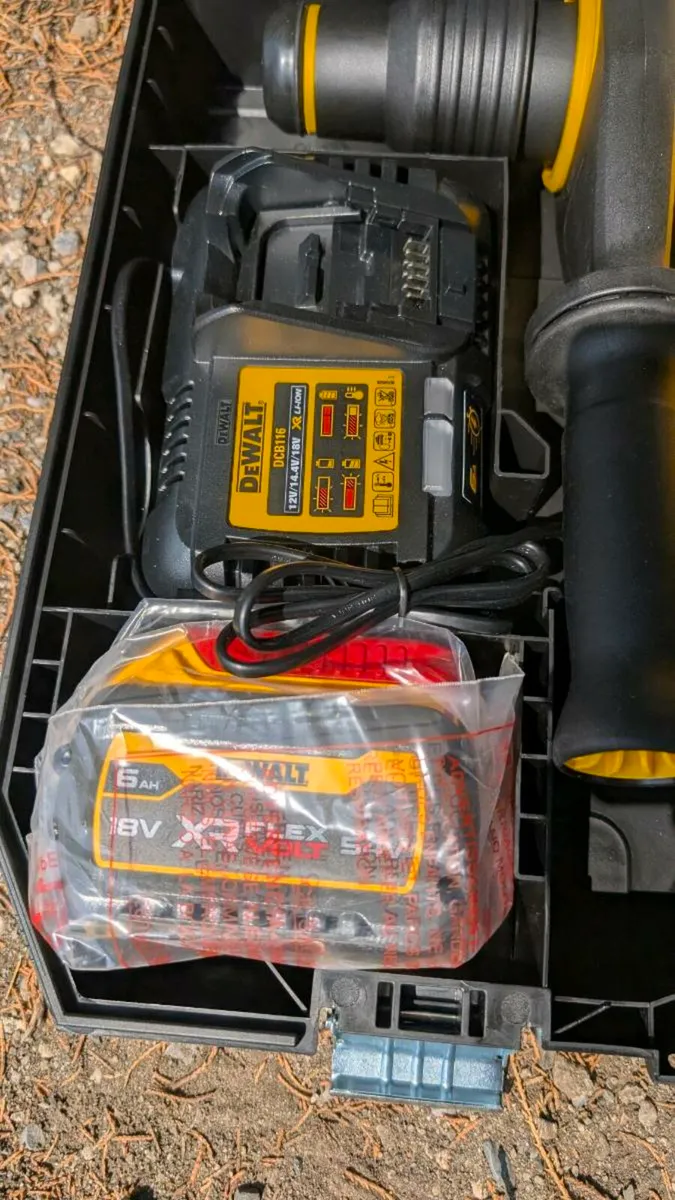 DeWalt 54v SDS-Max Hammer Drill 2 x 6Ah Kit - New - Image 4